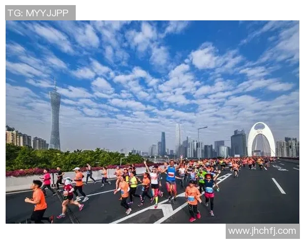 加强体育政策创新促进全民健身与竞技体育双轮驱动发展路径研究